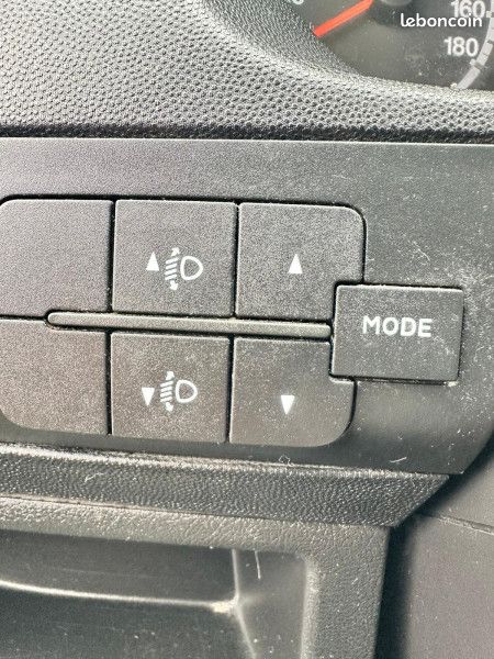 Peugeot BOXER FG 335 L3H2 2.2 HDI 110 FAP PACK CD CLIM (image 10)