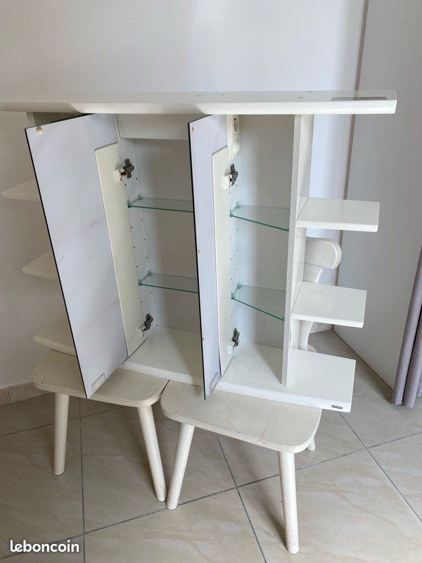 Armoire de Toilette / Meuble de Rangement Haut Salle de Bain Mural Suspendu avec 3 Portes Miroir + Éclairage - Très Bon État (image 7)