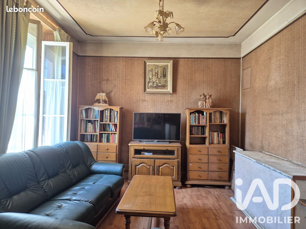 Maison 4 pièces 88 m² · à Cheny · 88 m² · 92 000 €