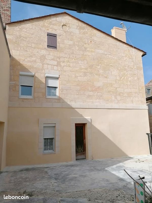 Appartement 4 pièces 115 m² · à Saint-Médard-de-Guizières · 115 m² · 140 000 €