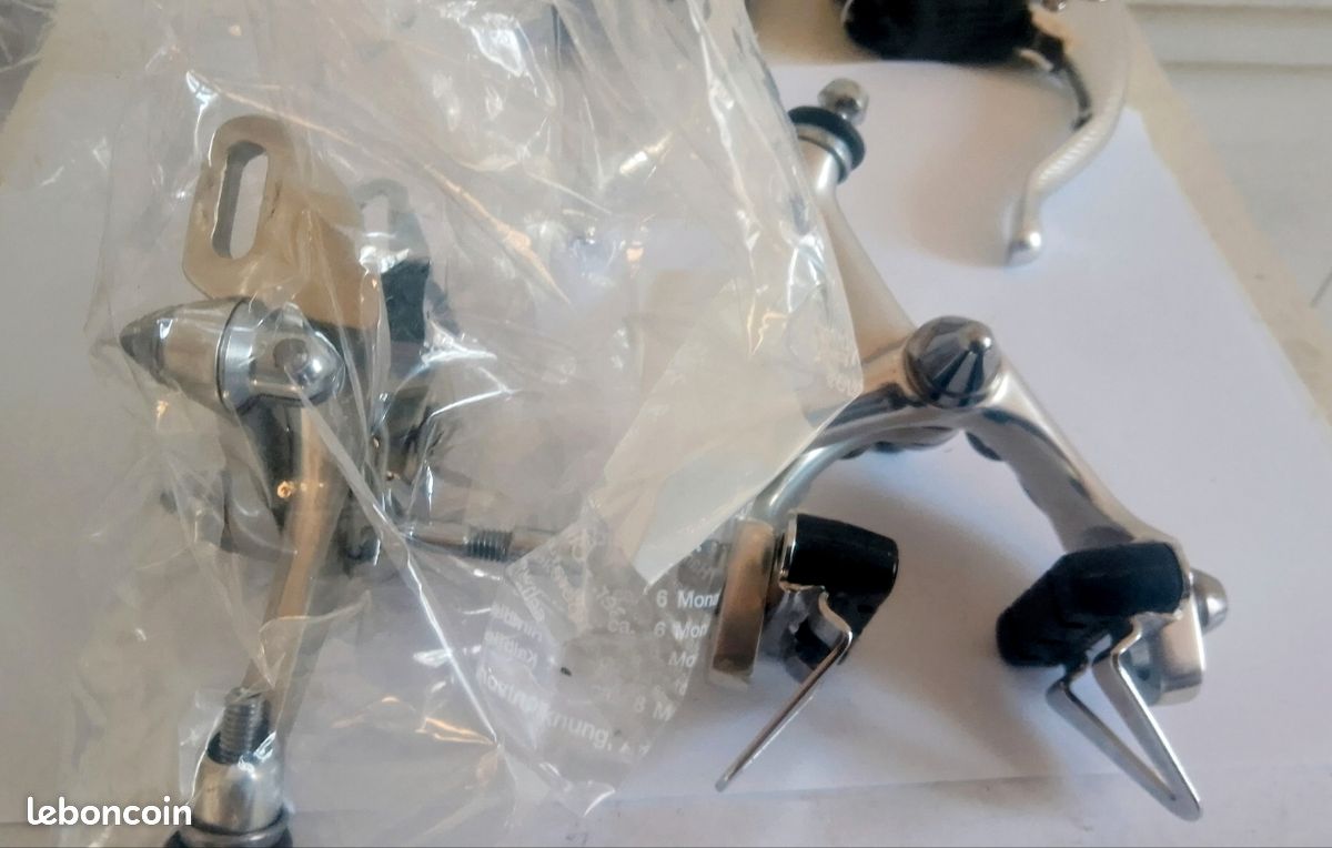 Moyeu Avant Campagnolo Athena Vintage 36 Trous - Argent, Années 90, NOS (neuf Ancien Stock)