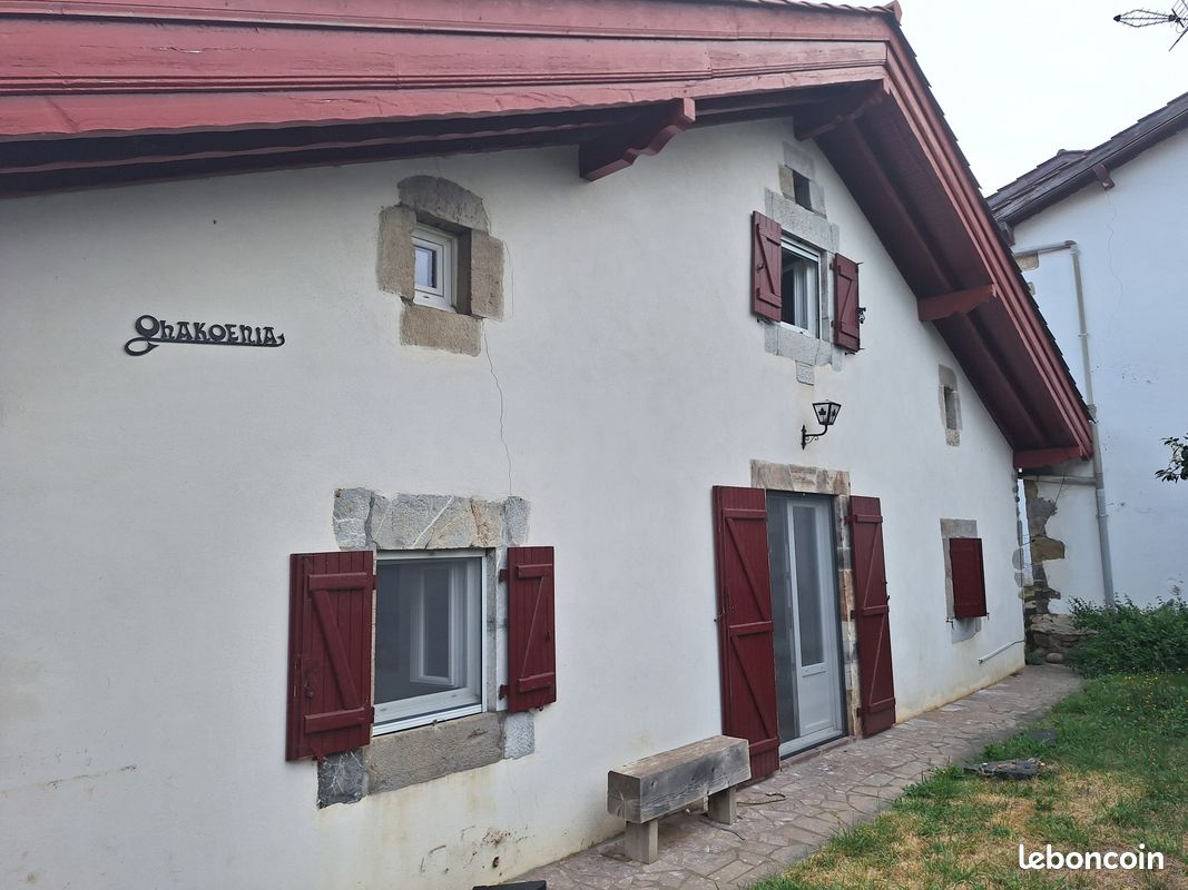 Maison 5 pièces 160 m² · à Saint-Jean-Pied-de-Port · 160 m² · 350 000 €