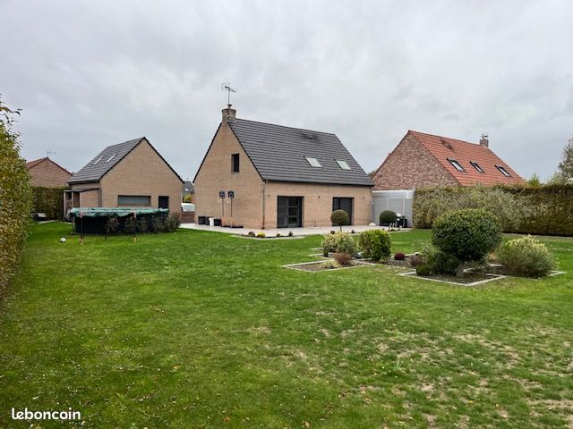 Maison 5 pièces 120 m² · à Hasnon · 120 m² · 340 000 €