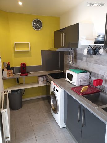 Maison de bourg T3 meublée et rénovée