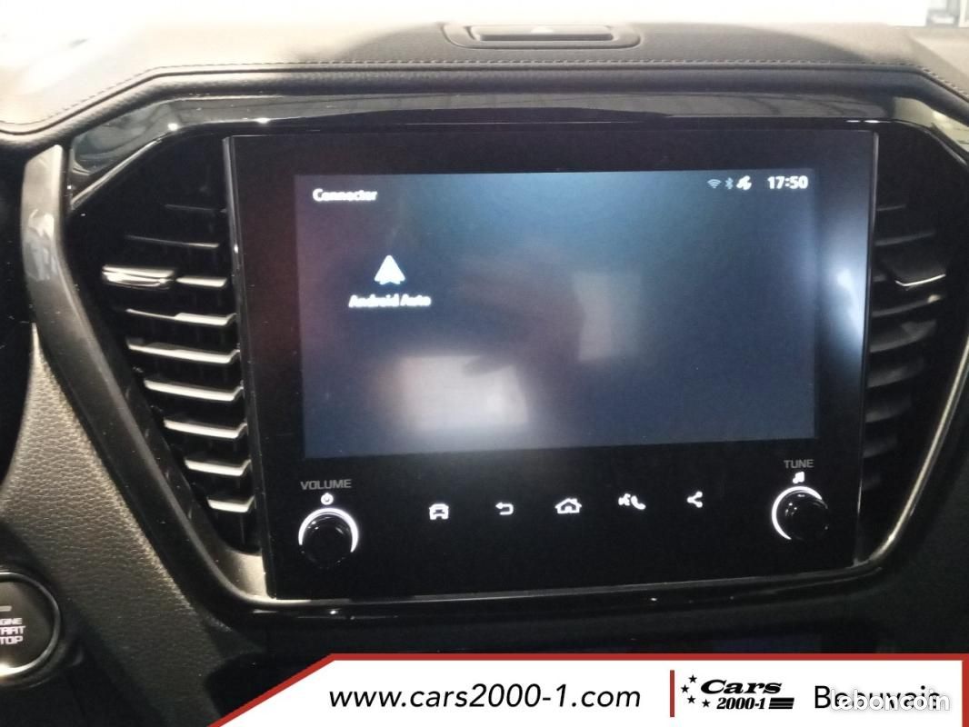 Isuzu D-max SPACE CABINE M/T NITRO SPORT - 2,2 AT 2026 (image 24)