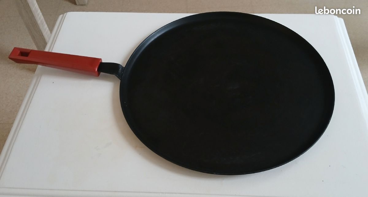 Poele à crêpe fonte (image 1)