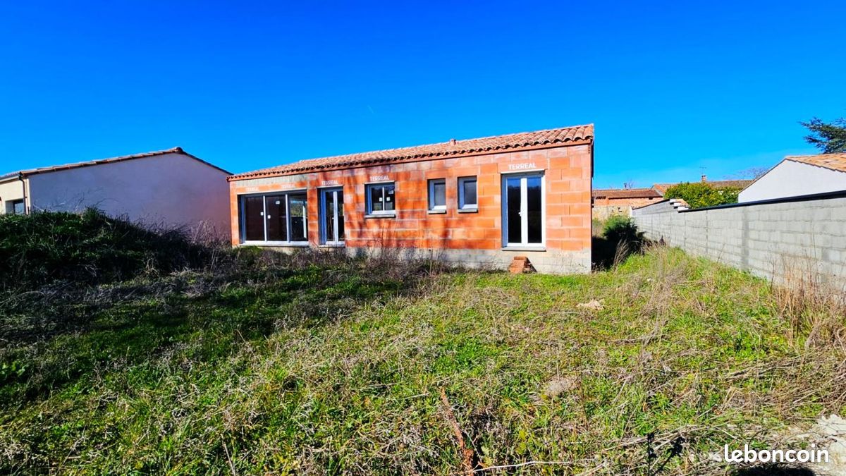 Maison 4 pièces 104 m² · à La Cassaigne · 104 m² · 111 500 €