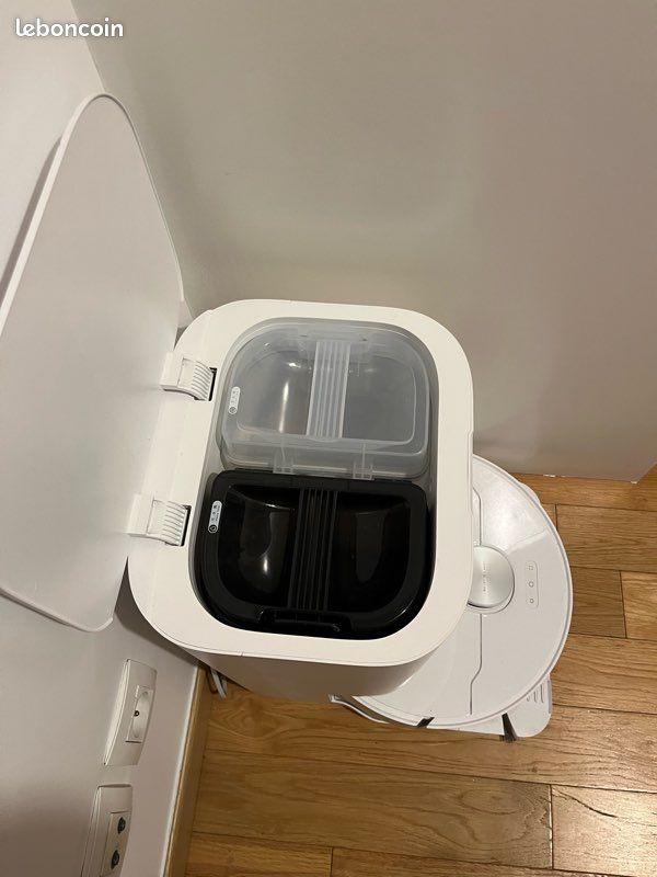 Robot aspirateur laveur DreamBot L10 Prime (image 1)