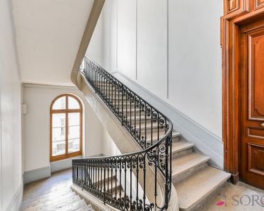 Appartement 1 150 000 € - 243 m²