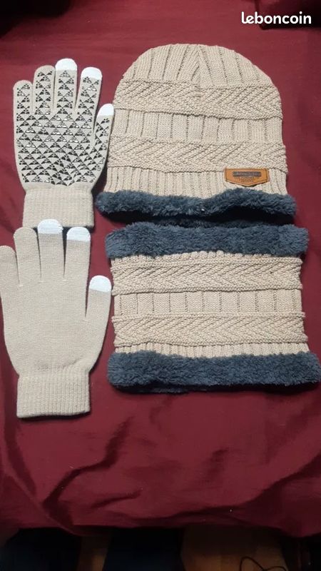 Ensemble Coupe-Vent en Cachemire pour Voyage et Extérieur - Bonnet, Écharpe, Gants (3 pièces) (image 2)
