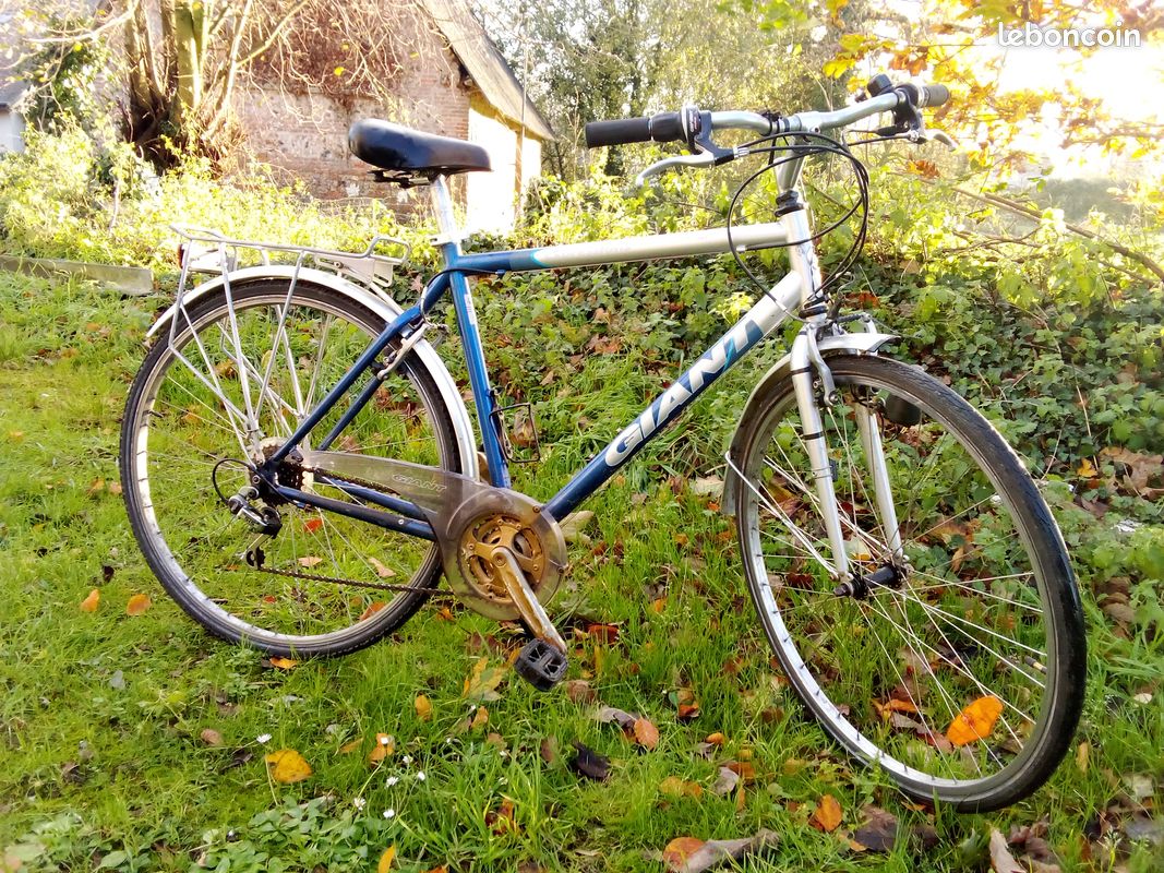 Vélo De Ville Mixte 26 Pouces – Tout Chemin, 3 Vitesses, Très Bon état