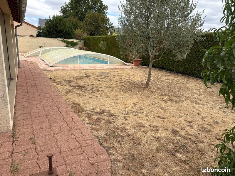Maison 10 pièces 220 m² · à Cholet · 220 m² · 610 000 €