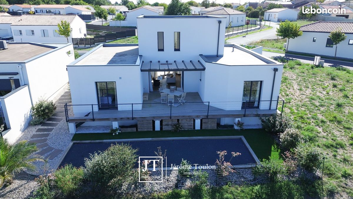 Maison 5 pièces 123 m² · à Étaules · 123 m² · 523 500 €