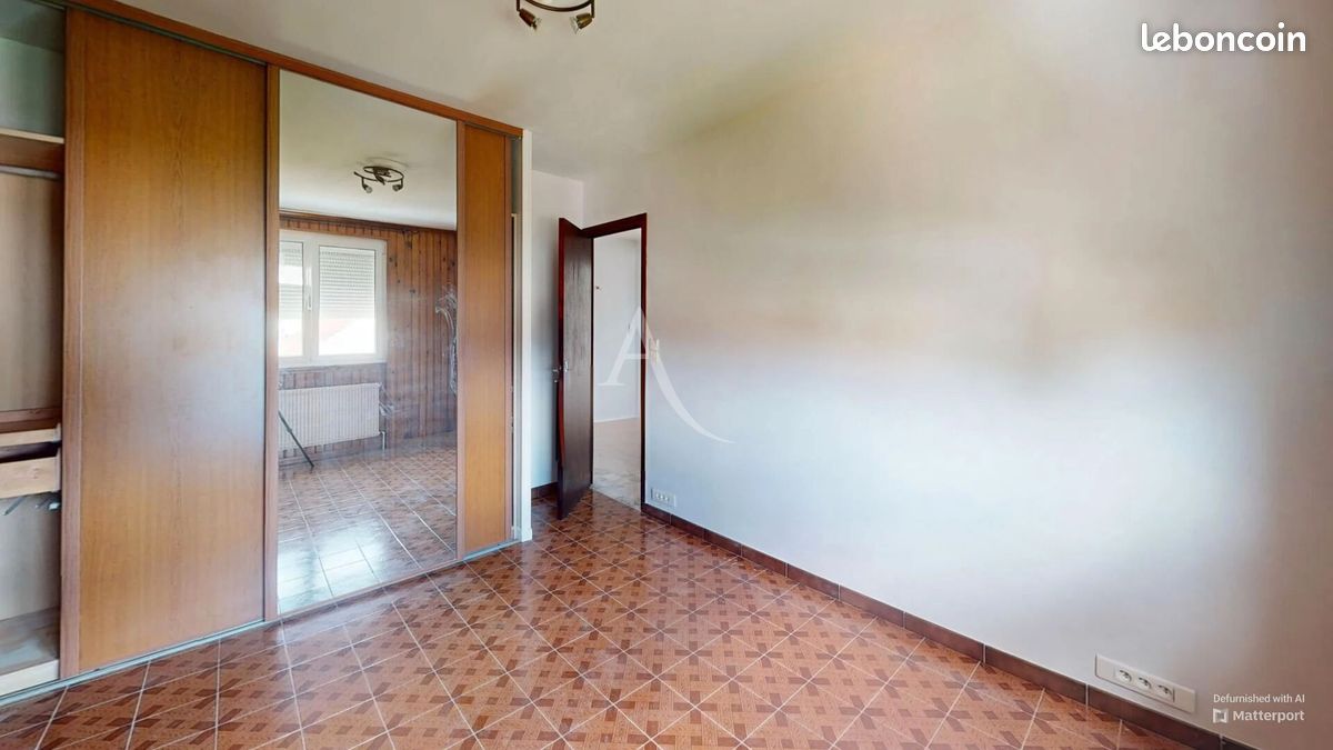 Appartement a louer - 4 pièce(s) - 76 m2 - Surfyn