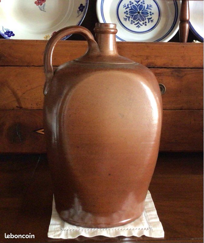 Cruche à eau (image 1)
