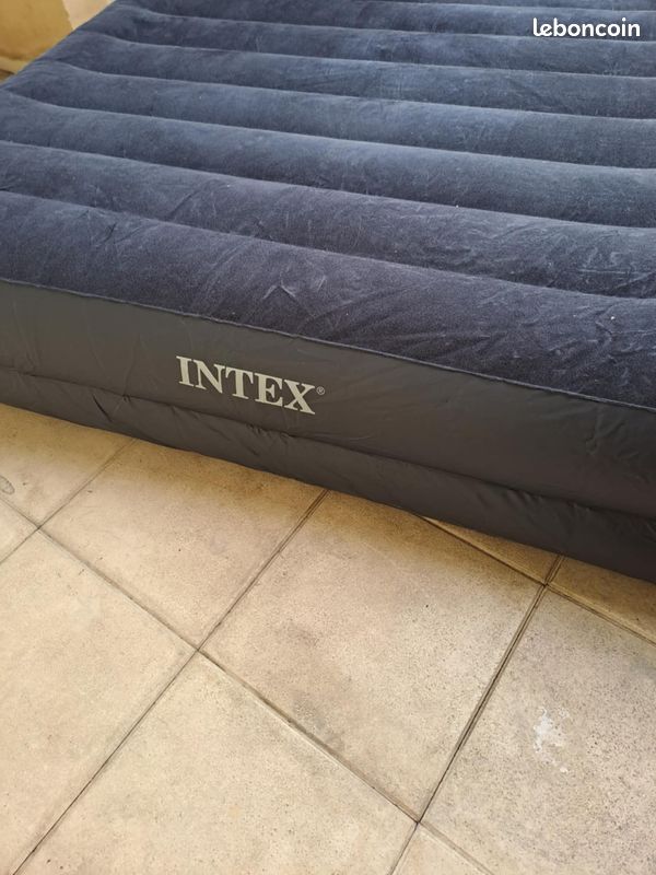 Matelas gonflable 2 place de luxe (image 3)