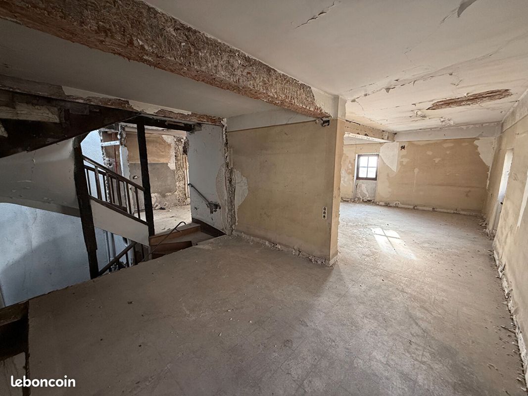 Immeuble 8 pièces 220 m² · à Carcassonne · 220 m² · 265 000 €