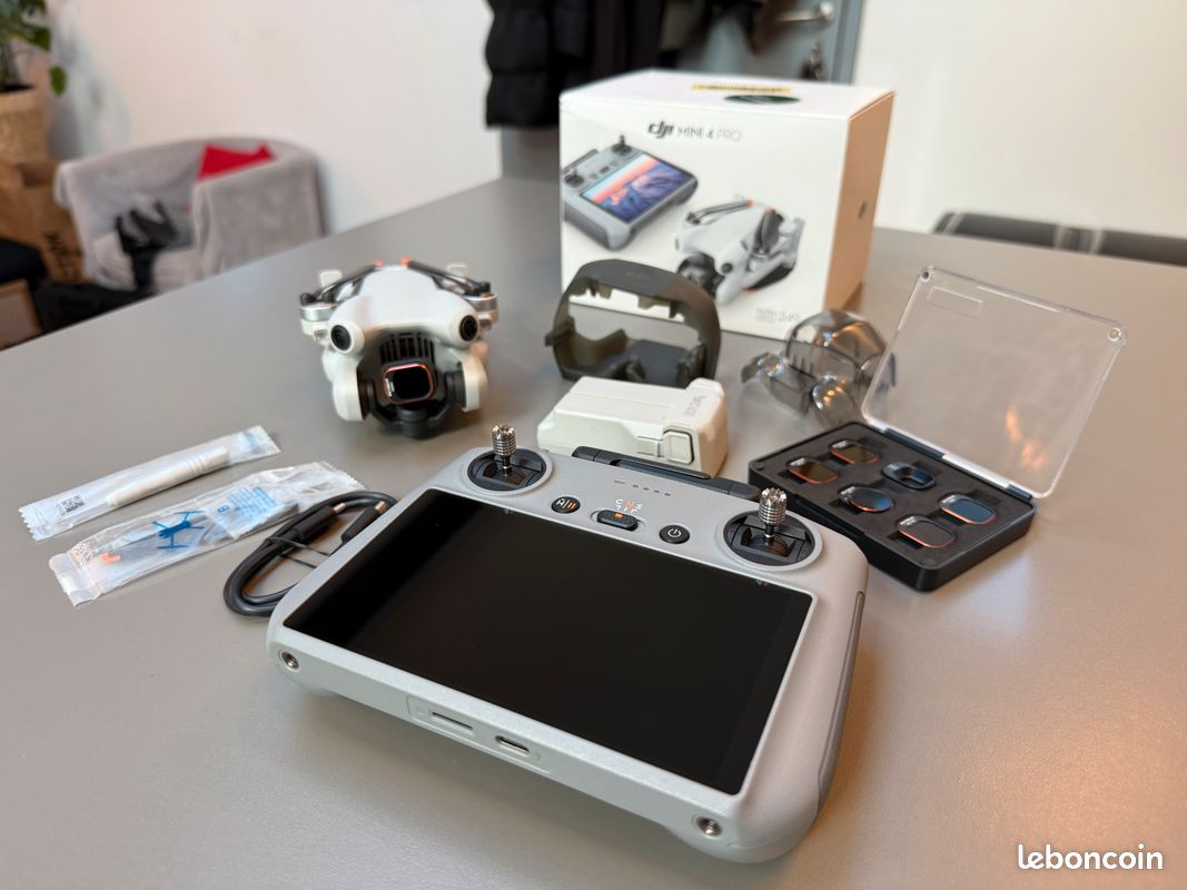 DJI Mini 4 Pro avec la radiocommande RC-N2 (édition limitée, catégorie labellisée C1) (image 1)