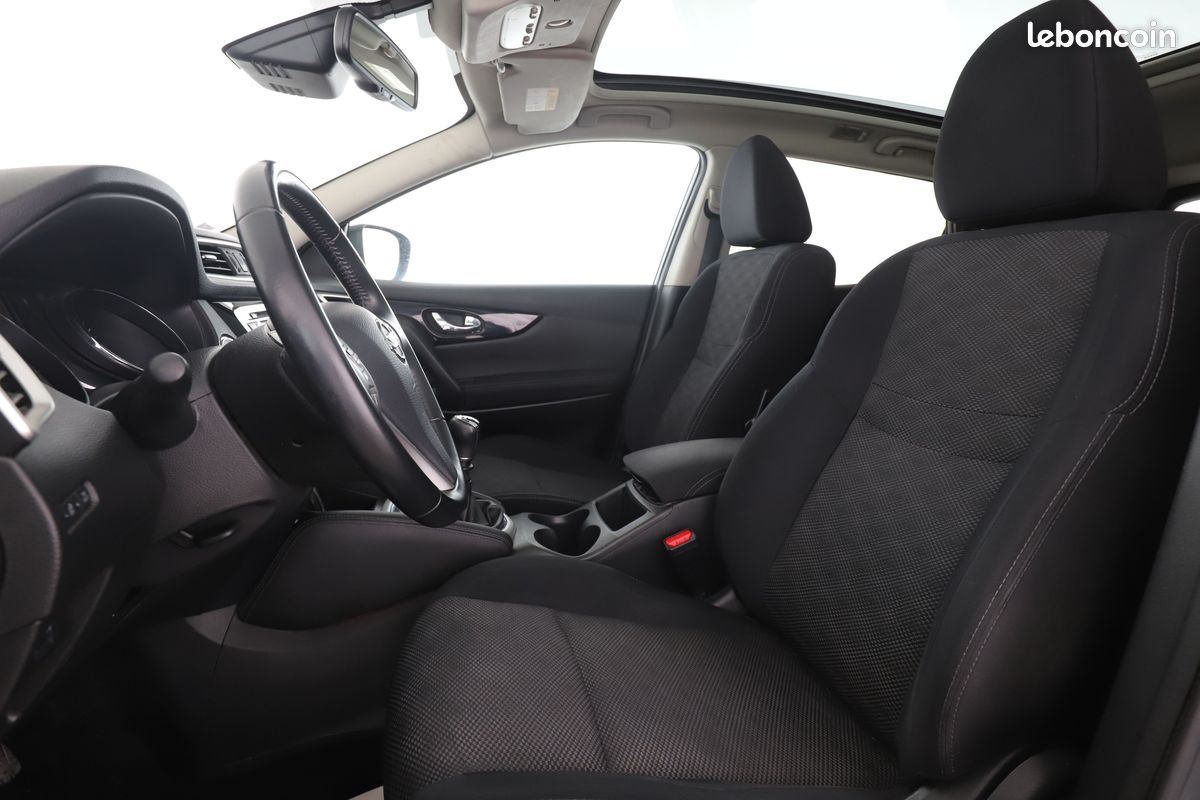 Nissan Qashqai 1.2 DIG-T Connect Edition 115 ch (image 5)
