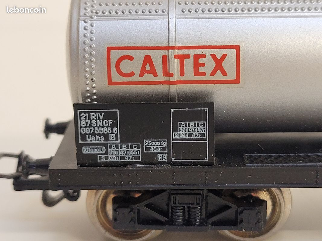 Wagon-citerne Jouef Ho 6525 Carbagas – Échelle HO, état Neuf Sous Plexi