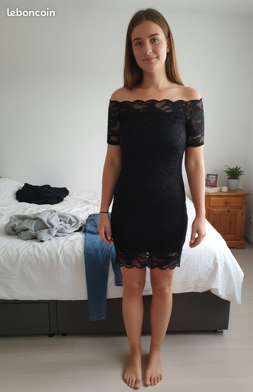 Robe En Dentelle H&M - Taille 10, Blanc, Style Fit & Flare - Neuf Avec étiquette