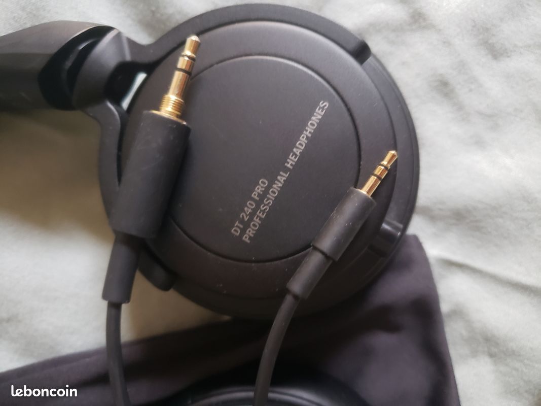 Casque Beyerdynamic DT 240 PRO (image 2)