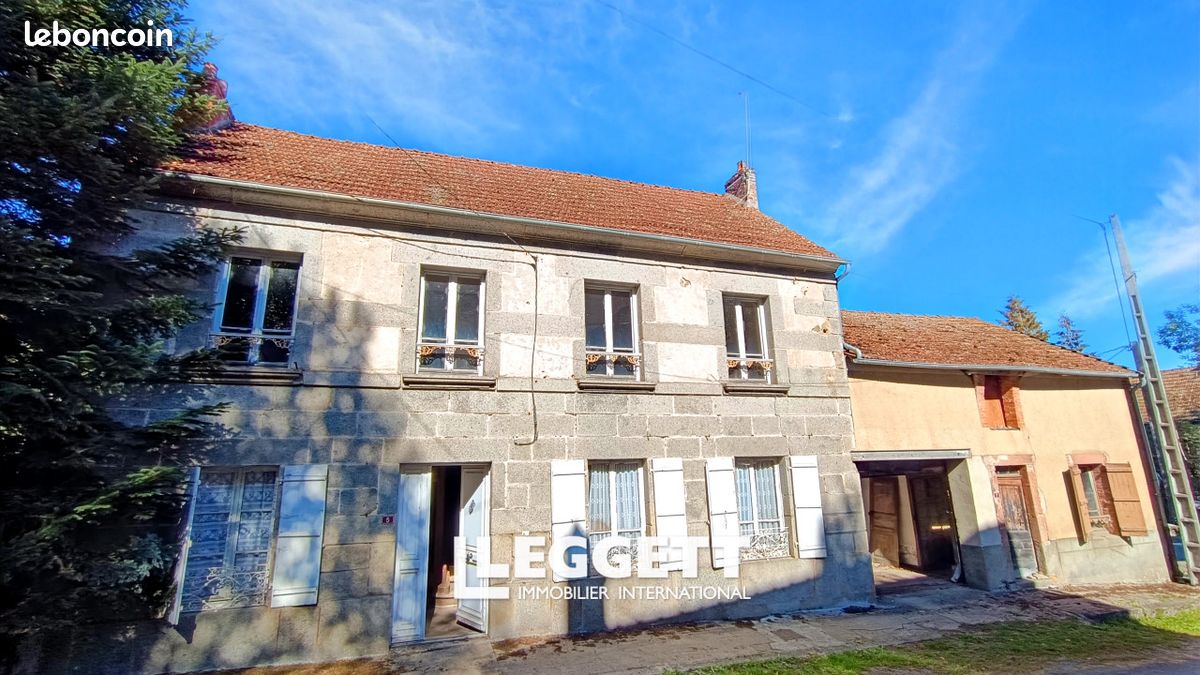 Maison 6 pièces 135 m² · à Crocq · 135 m² · 36 600 €