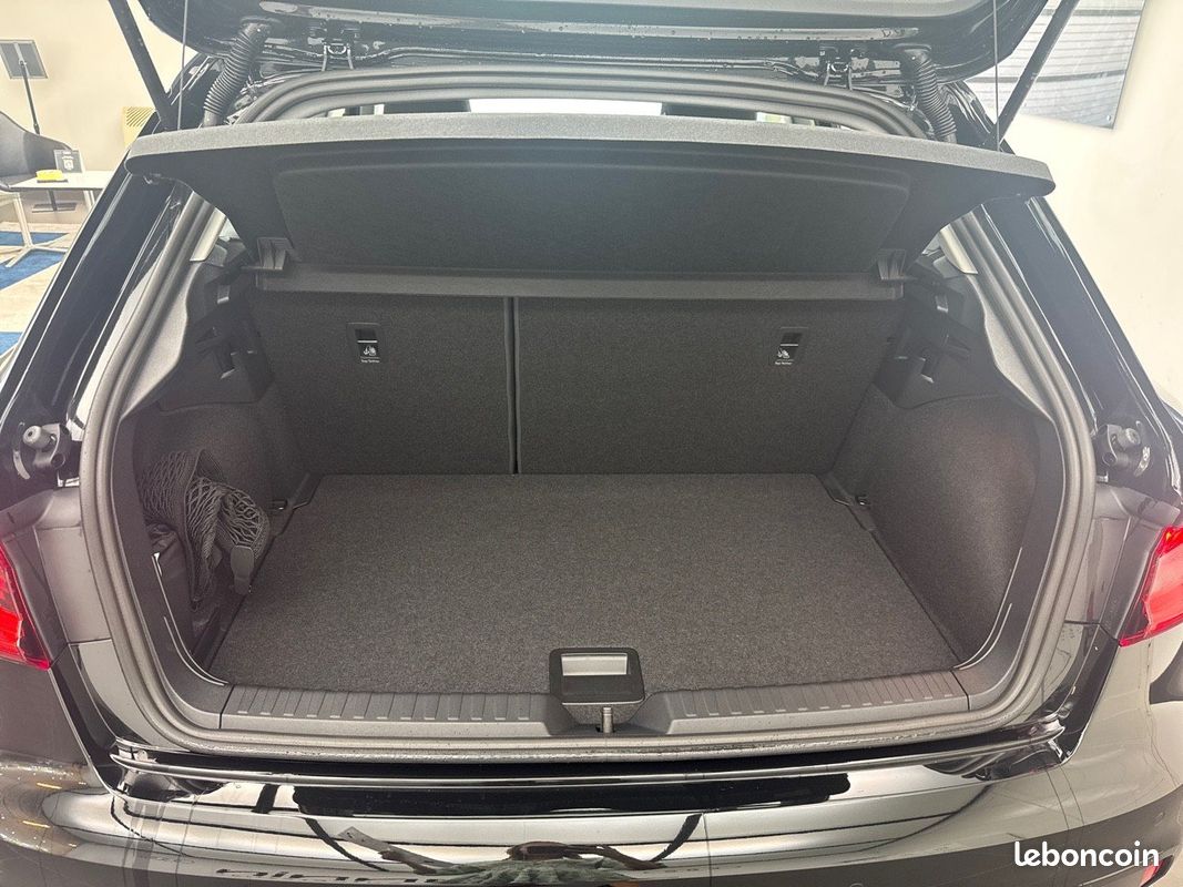 AUDI A1 Sportback 30 TFSI 116 ch S tronic 7 Design (image 19)