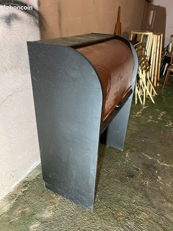 Bureau (image 2)
