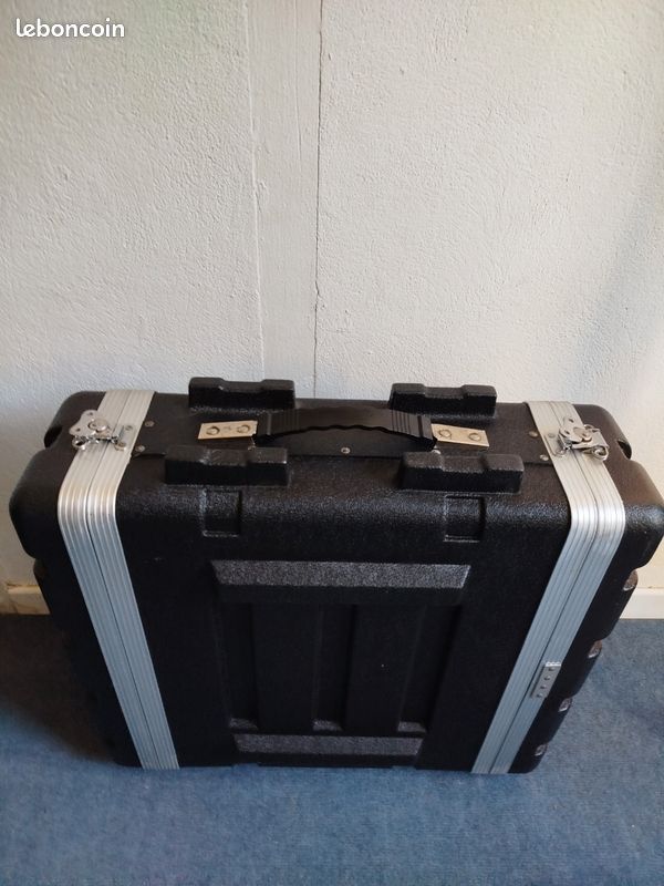 Kemper Power Rack + Remote control + Pédale d'expression Mission Engineering + Rack, sac de transport et câble de 7m pour le pédalier (image 12)