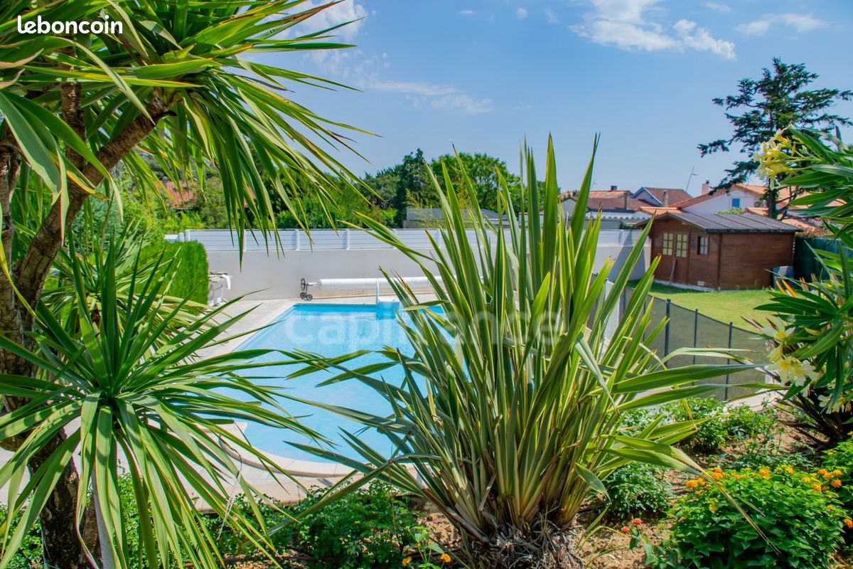 Maison 6 pièces 160 m² · à Vaux-sur-Mer · 160 m² · 710 600 €