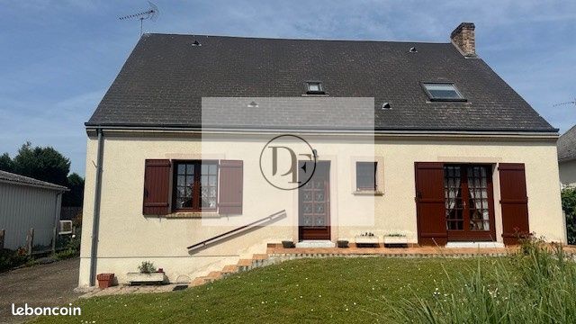 Maison 6 pièces 152 m² · à Yèvre-la-Ville · 152 m² · 210 000 €