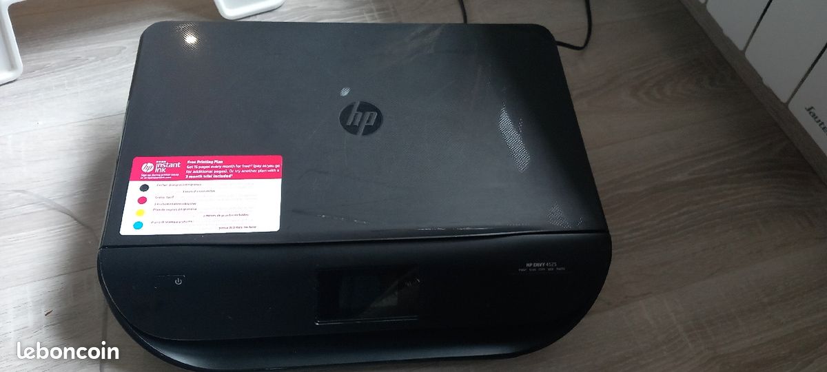 Imprimante scanner copyright hp envy 4525 (image 1)