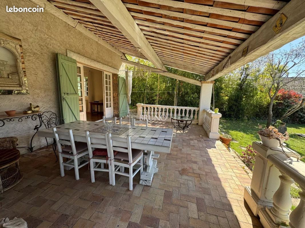 Maison 8 pièces 254 m² · à Mougins · 254 m² · 1 160 000 €