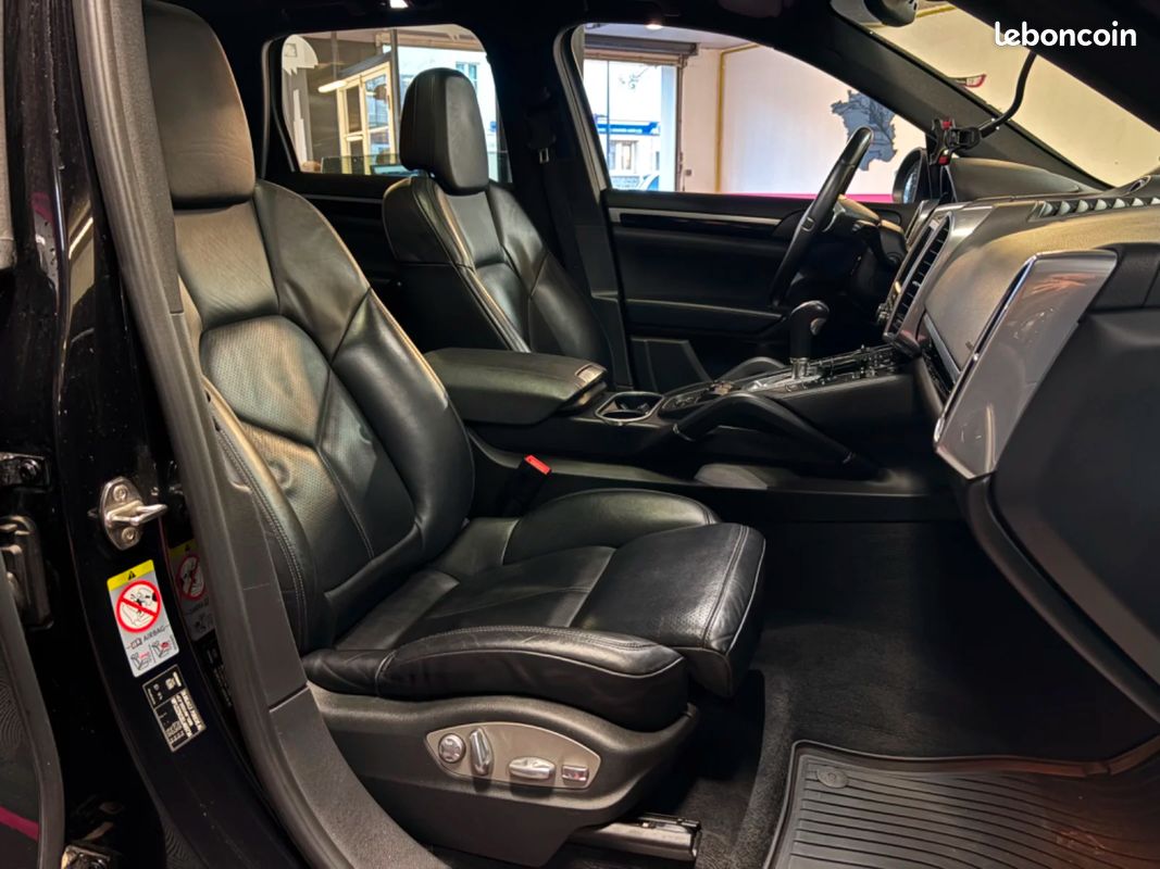 PORSCHE CAYENNE 4.2D V8 S Tiptronic S A (image 14)