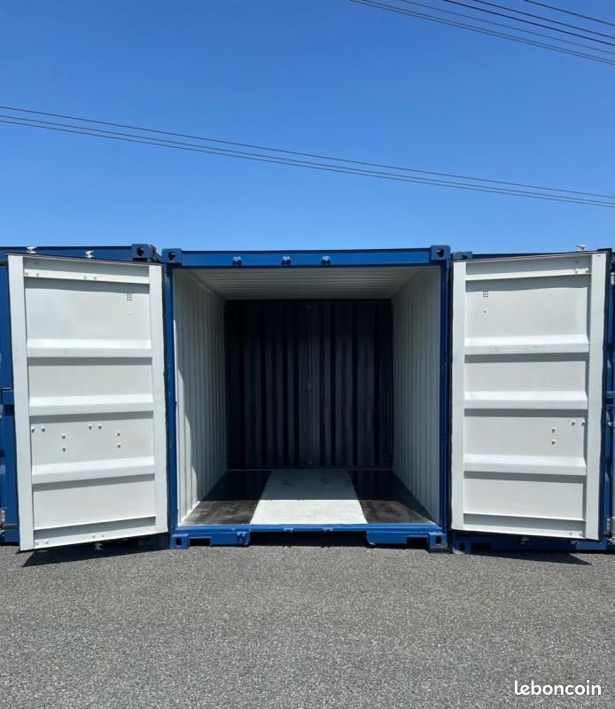 Parking 4 m² · à Joué-lès-Tours · 4 m² · 107 €/mois