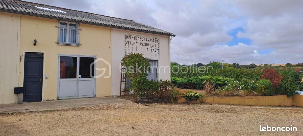 Maison 6 pièces 250 m² · à Cormenon · 250 m² · 178 000 €