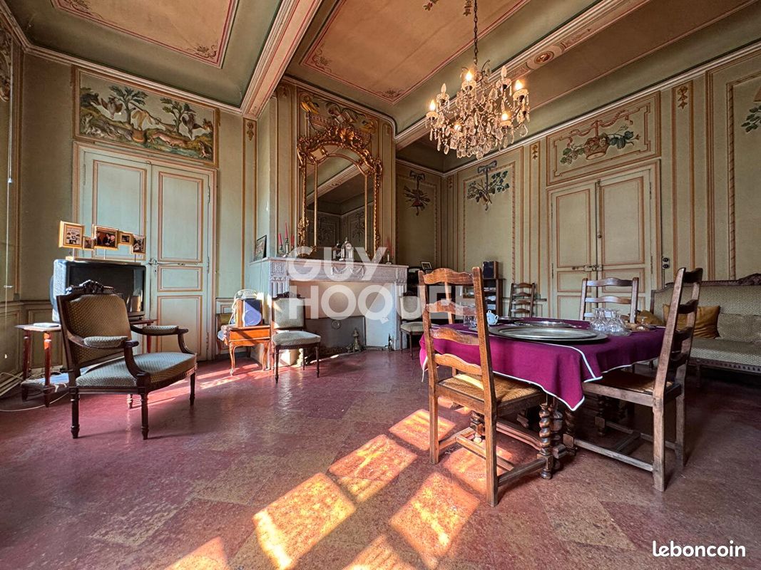 Maison 8 pièces 212 m² · à Verdun-sur-Garonne · 212 m² · 199 000 €
