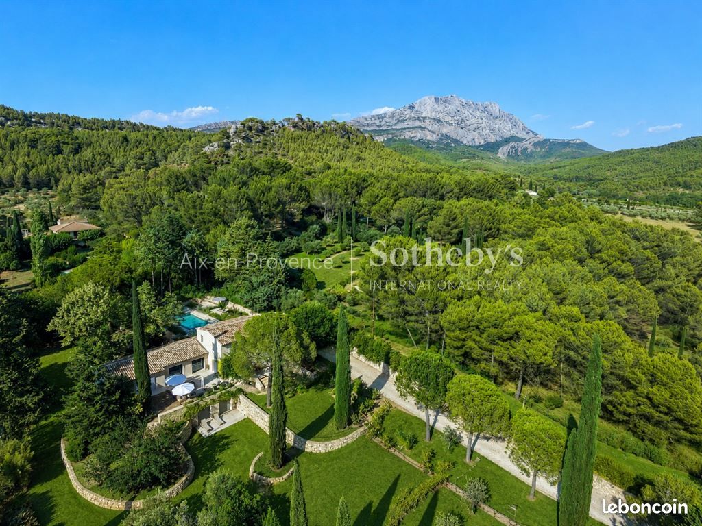 Maison 7 pièces 282 m² · à Aix-en-Provence · 282 m² · 3 500 000 €