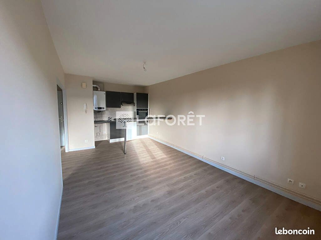 Appartement 4 pièces 74 m² · à Vittel · 74 m² · 490 €/mois