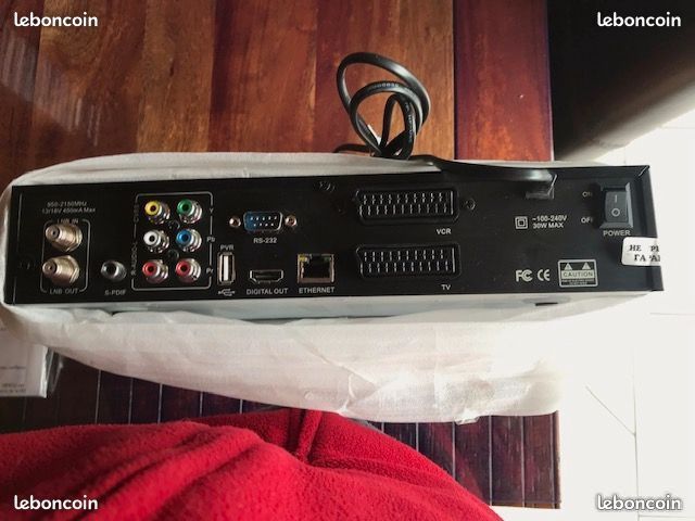 Décodeur Satellite Digital HD (image 2)
