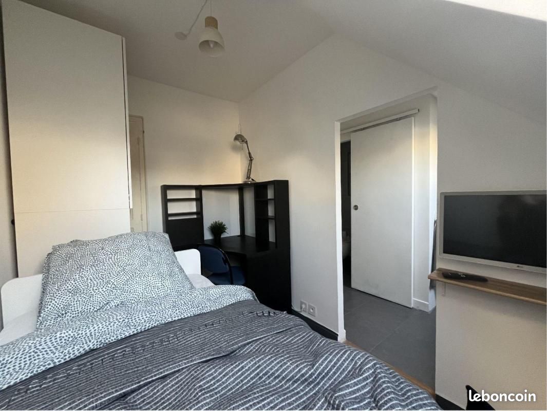 Appartement 1 pièce 13 m² · à Paris · 13 m² · 950 €