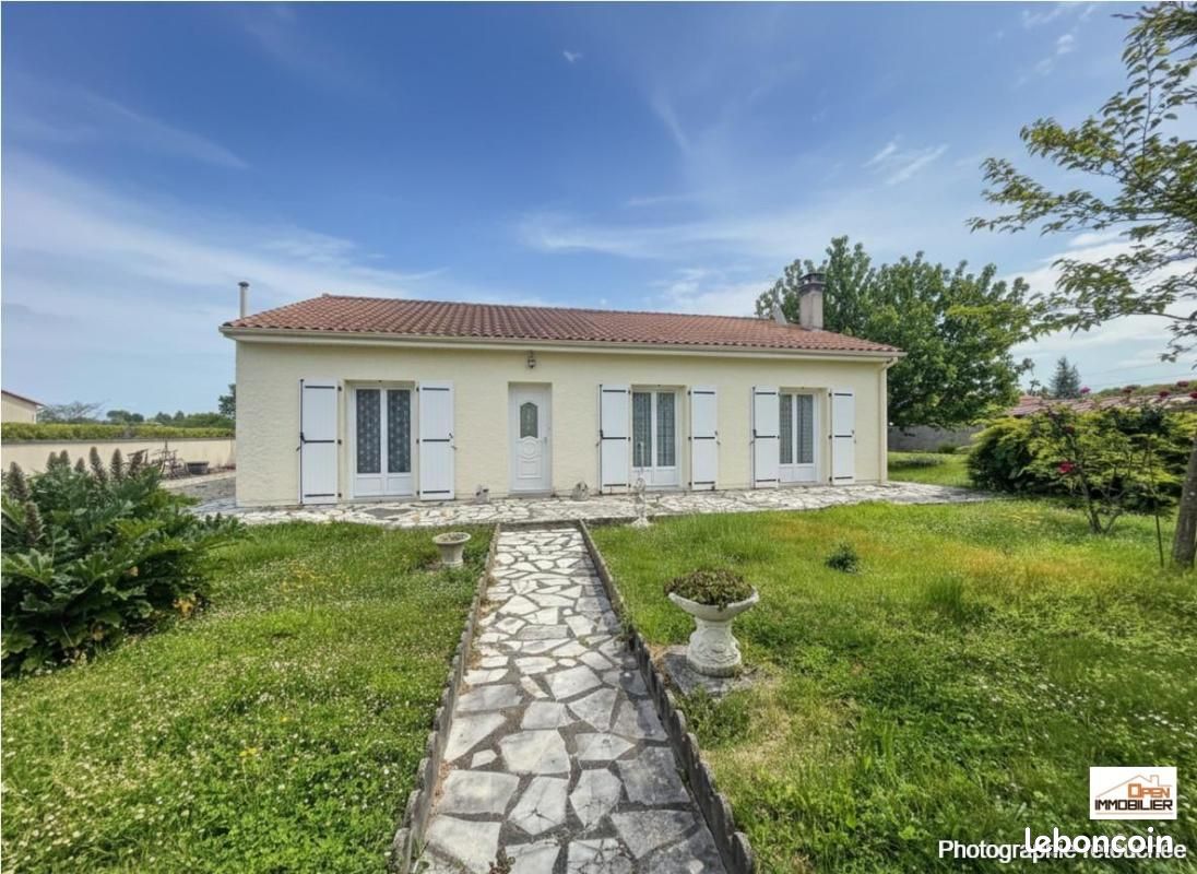 Maison 6 pièces 103 m² · à Châteauneuf-sur-Charente · 103 m² · 108 000 €