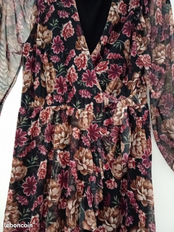 Robe (image 4)