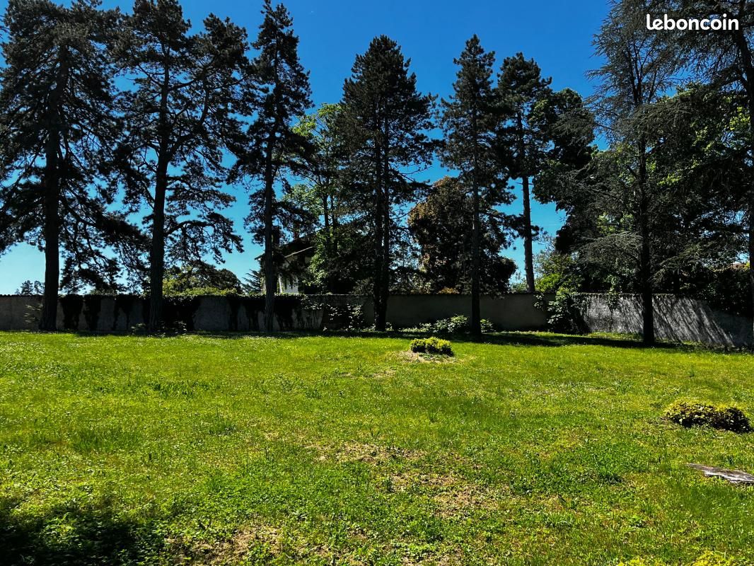 Terrain 717 m² Estrablin · 193 000 €