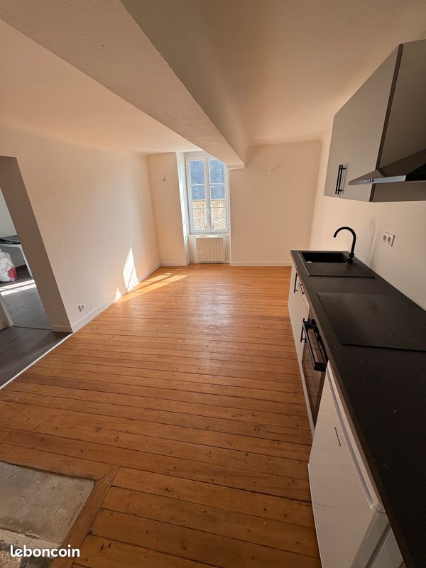 Appartement 2 pièces 42 m² · à Bayeux · 42 m² · 700 €/mois