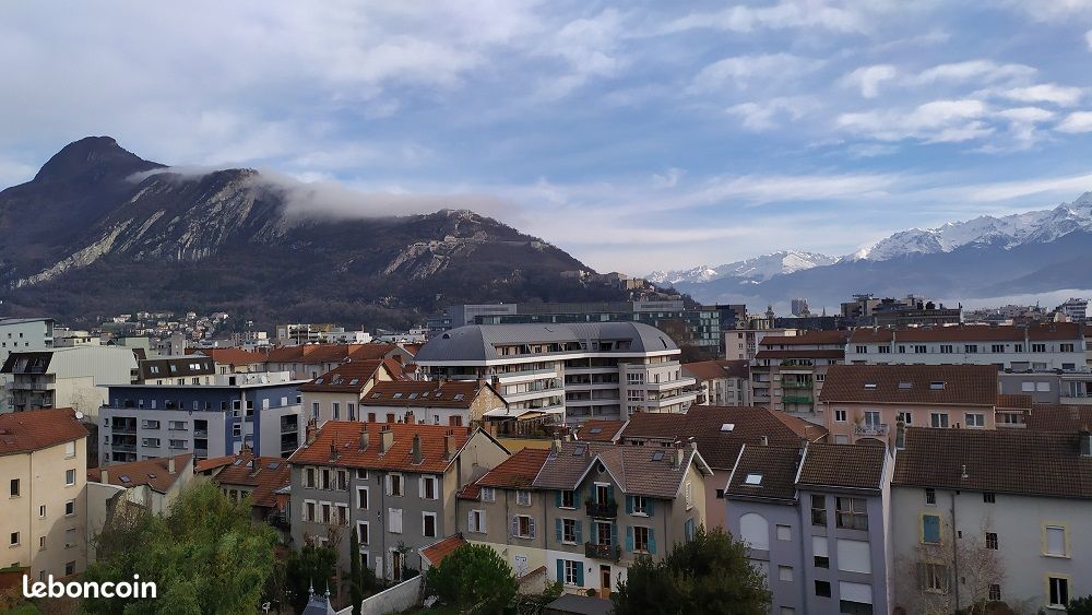 Appartement 4 pièces 96 m² · à Grenoble · 96 m² · 1 340 €/mois
