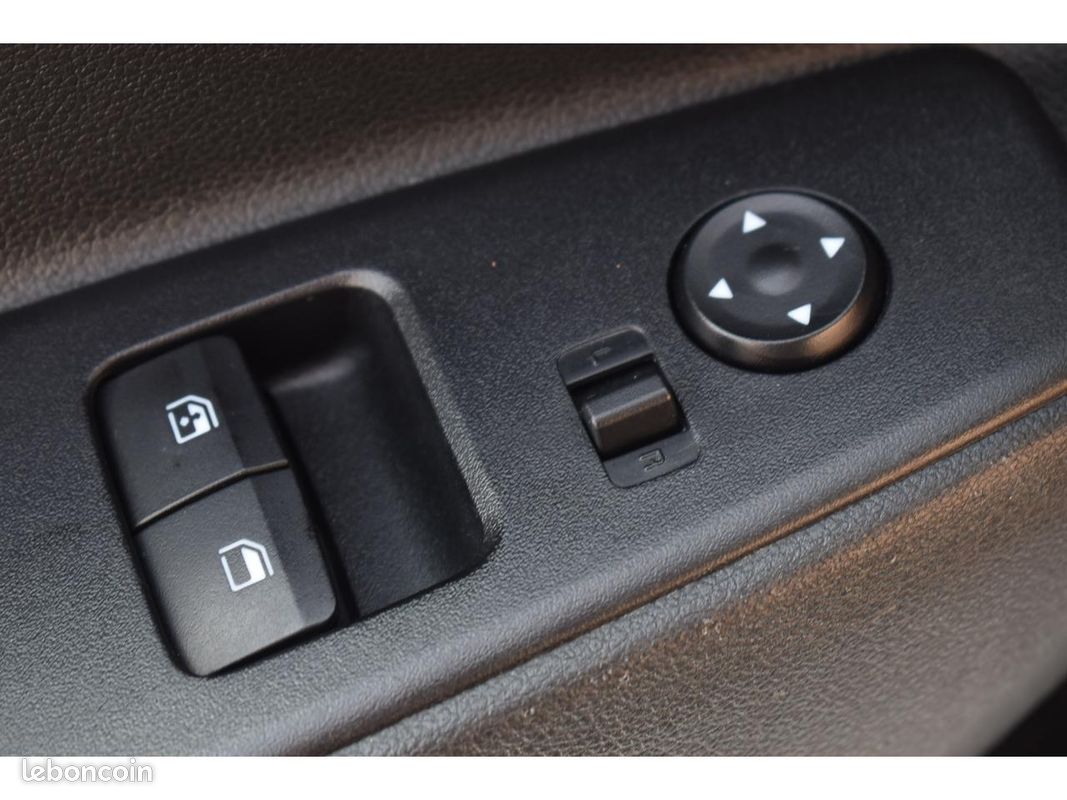 HYUNDAI I10 1.0 BVM Intuitive (image 10)