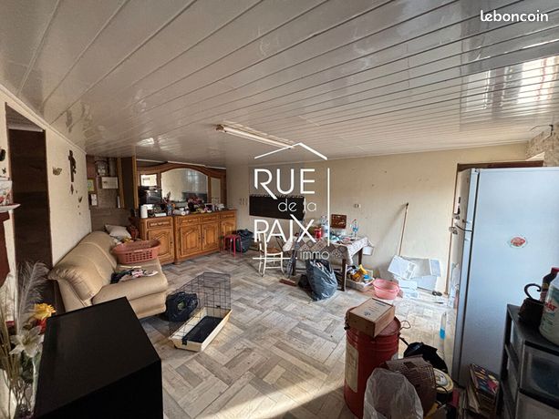 https://img.leboncoin.fr/api/v1/lbcpb1/images/3d/05/ac/3d05acfb25859332b61ec7ac942e00b37cbccbcb.jpg?rule=ad-image