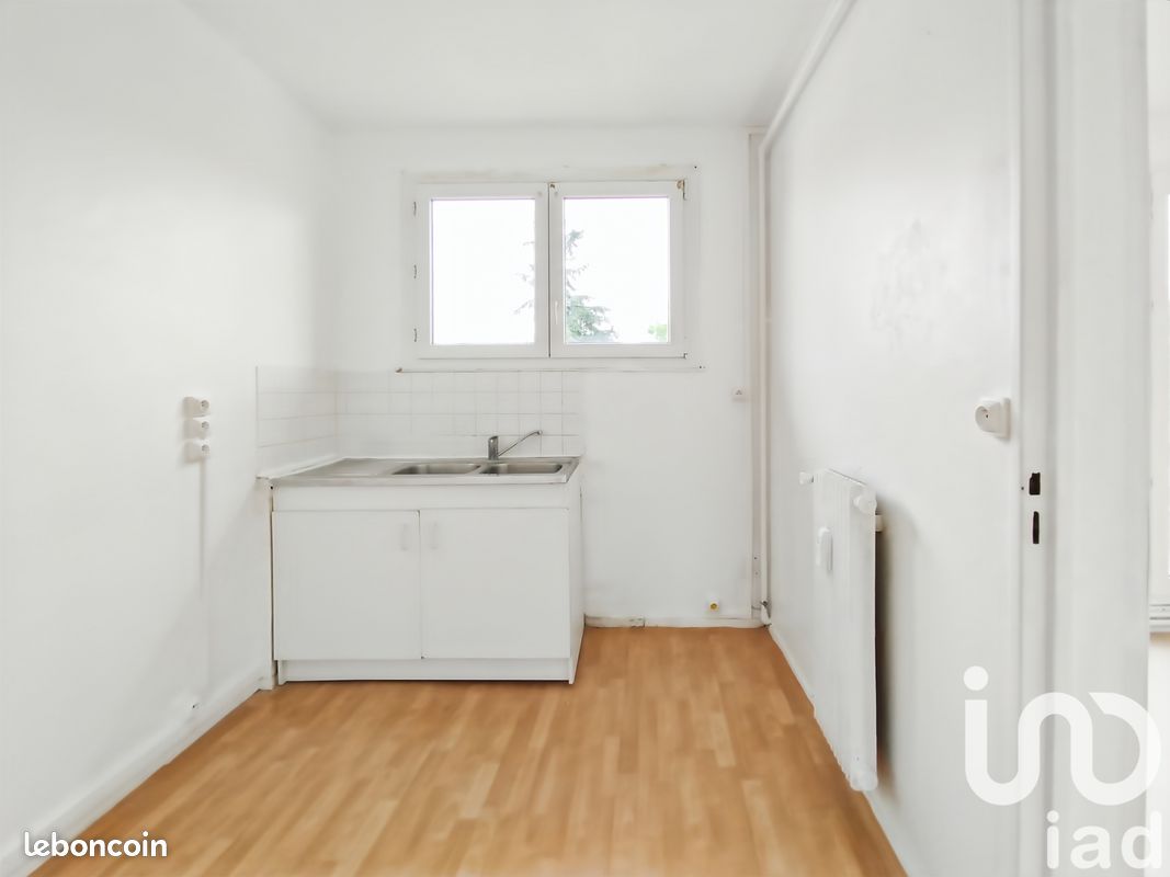 Appartement a louer sainte-genevieve-des-bois - 4 pièce(s) - 72 m2 - Surfyn